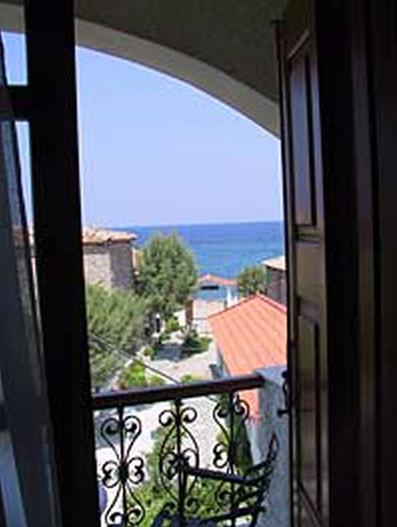 Hotel Agnanti Agios Konstantinos  Bilik gambar